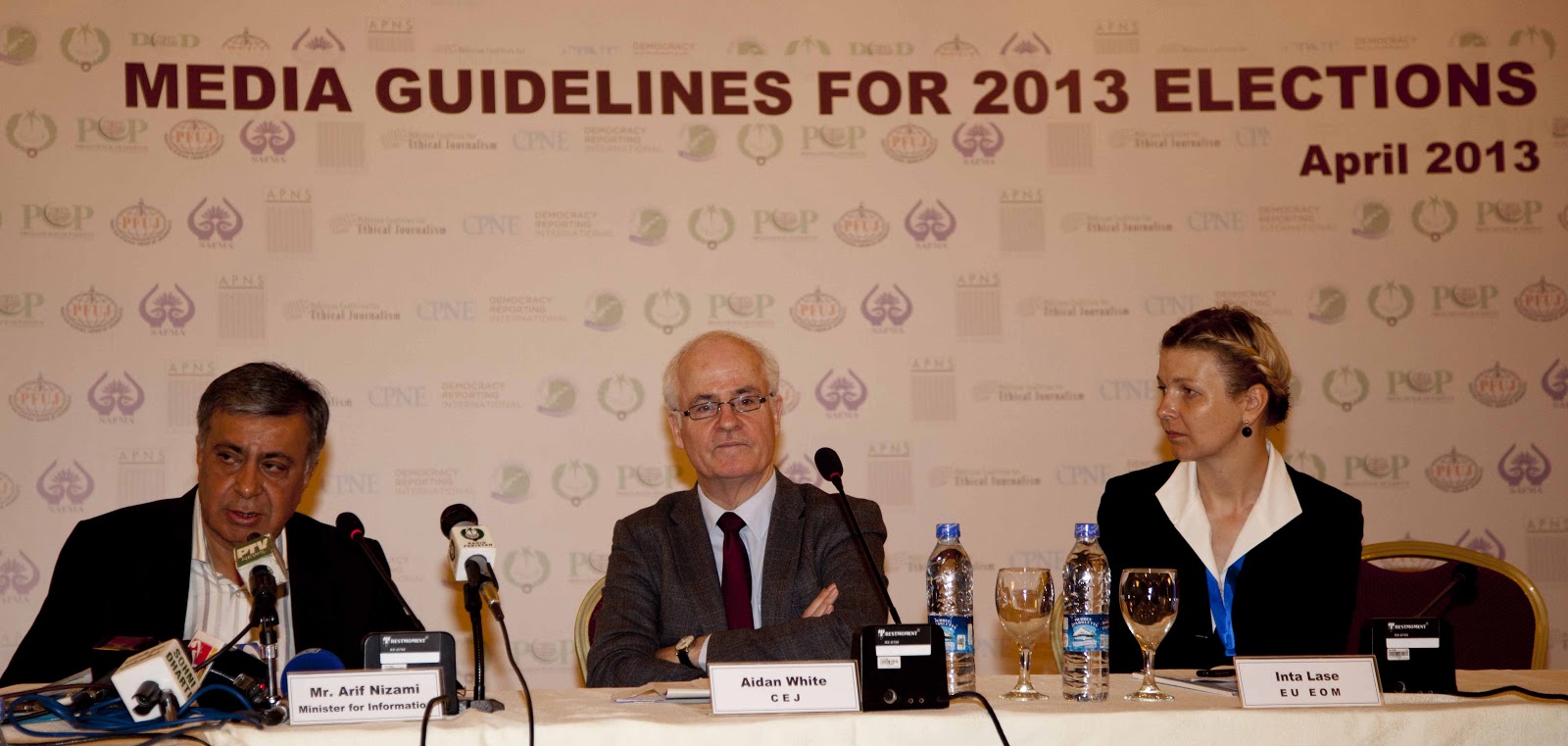Media Guidelines for Elections 2013 in Pakistan in the picture (R-L):  Arif Nizami, Federal Minister for Information and Broadcasting,  Aidan White, Director of the Ethical Journalism and European Union,  Election Observer Mission’s media analyst Inta Lase